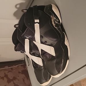 Jordan 8.0 Black/White